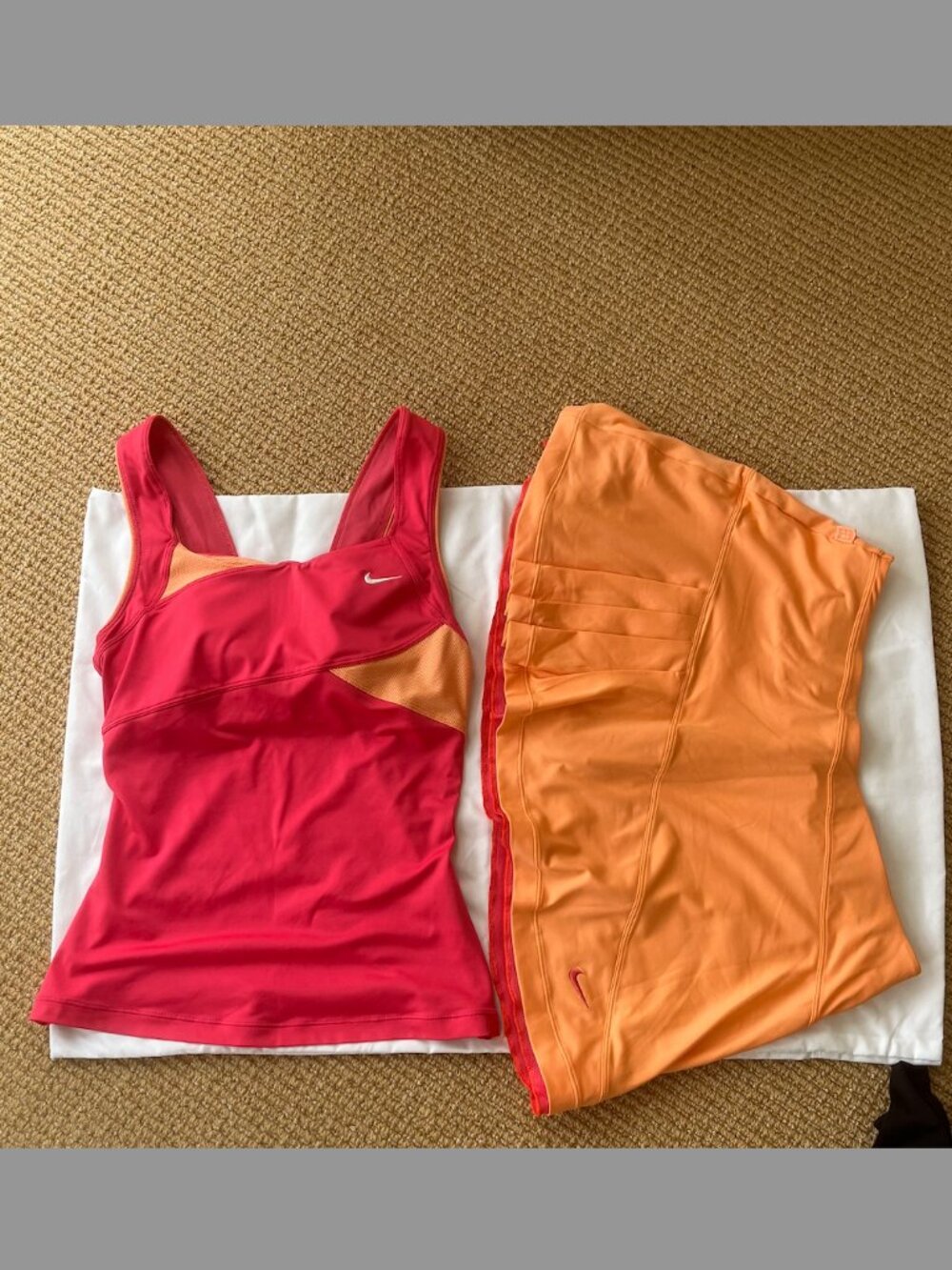 Nike Dri Fit Athletic Outfit Top = Small ,Skirt = Medium